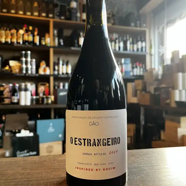 O Estrangeiro Tinto Dao